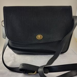 Coach Vintage classic black leather purse